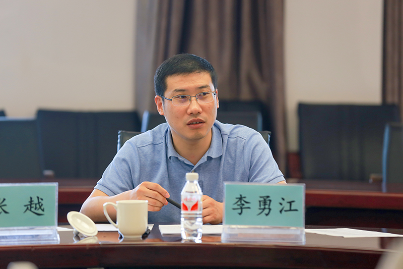辽宁省教育厅工业高等教育处来我校调研